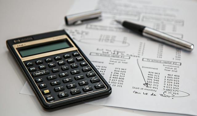 Mortgage calculator backgorund image